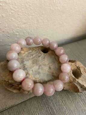 Handmade Fat Pink Rose Quartz Stone Beaded Stretch Bracelet
